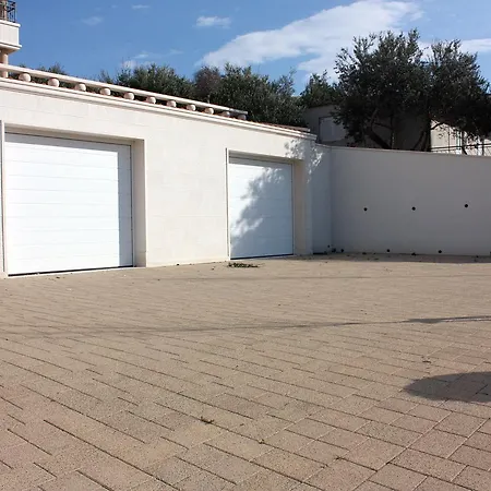Appartamento 3193i Tučepi